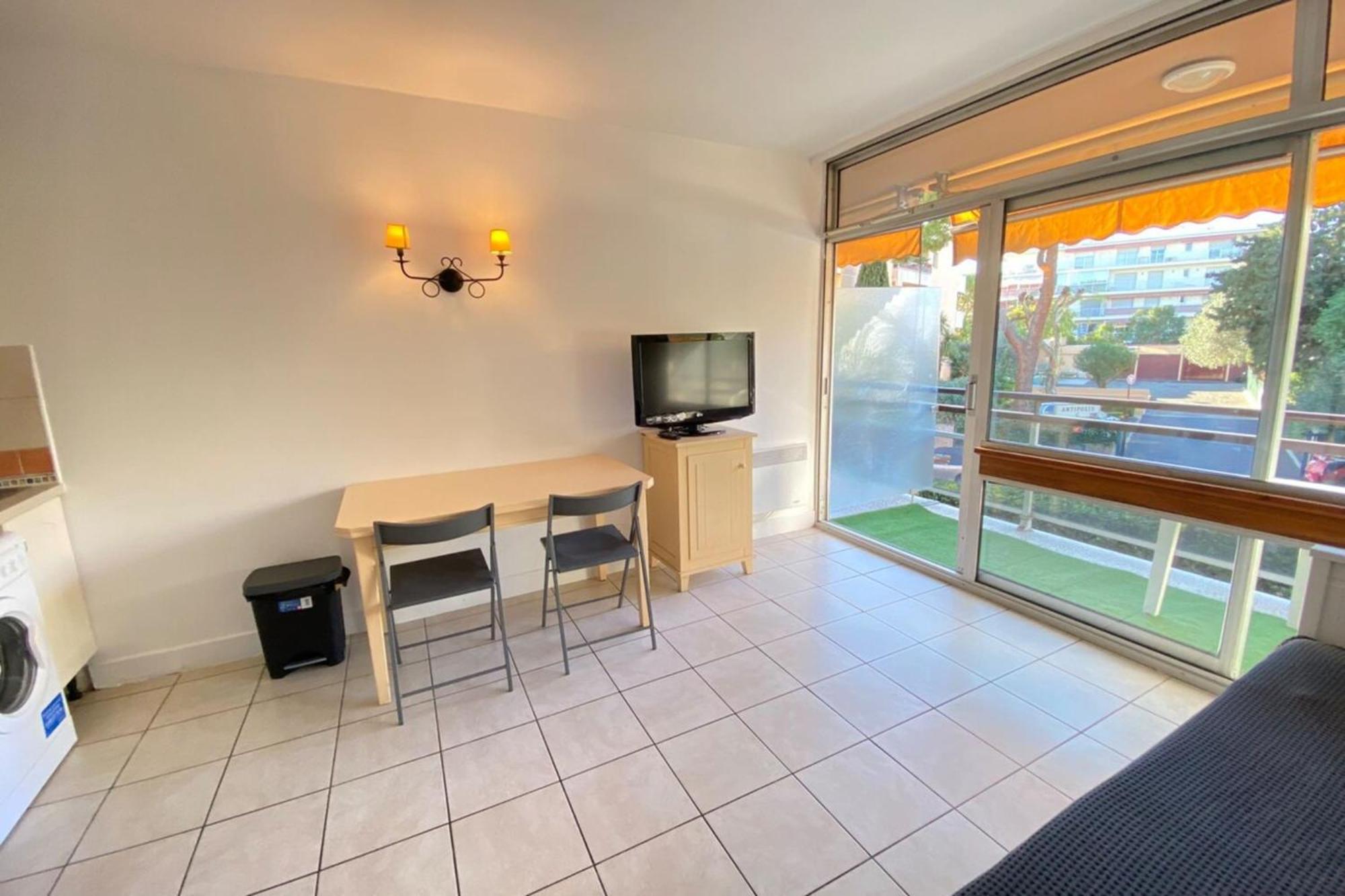 06U - Beautiful Studio In Residence - Swimming Pool And Tennis Court Saint-Laurent-du-Var Extérieur photo