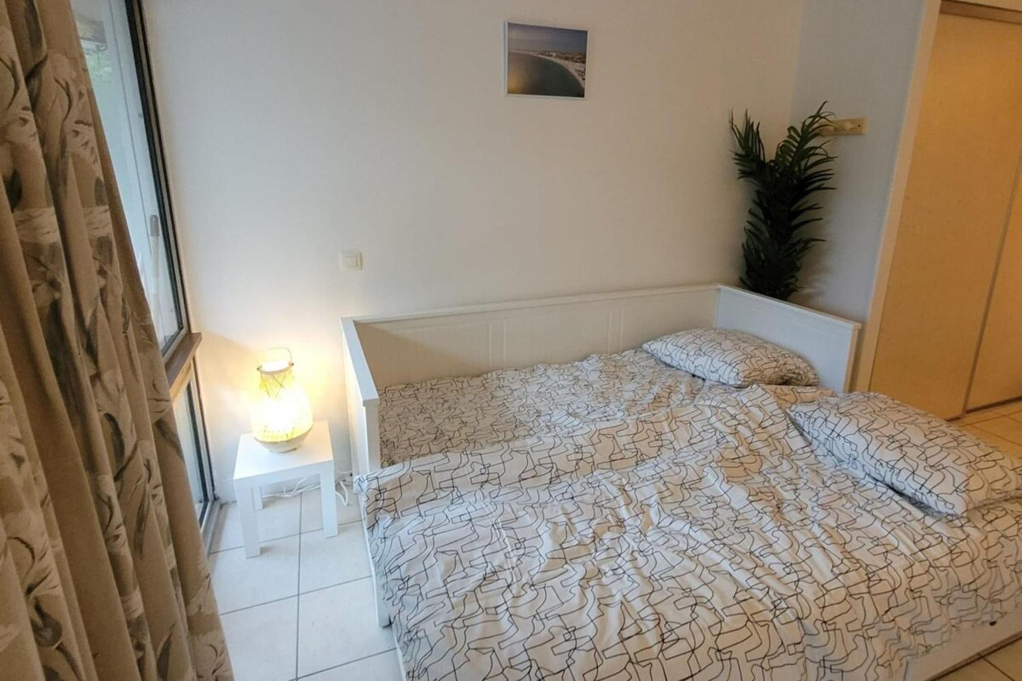 06U - Beautiful Studio In Residence - Swimming Pool And Tennis Court Saint-Laurent-du-Var Extérieur photo
