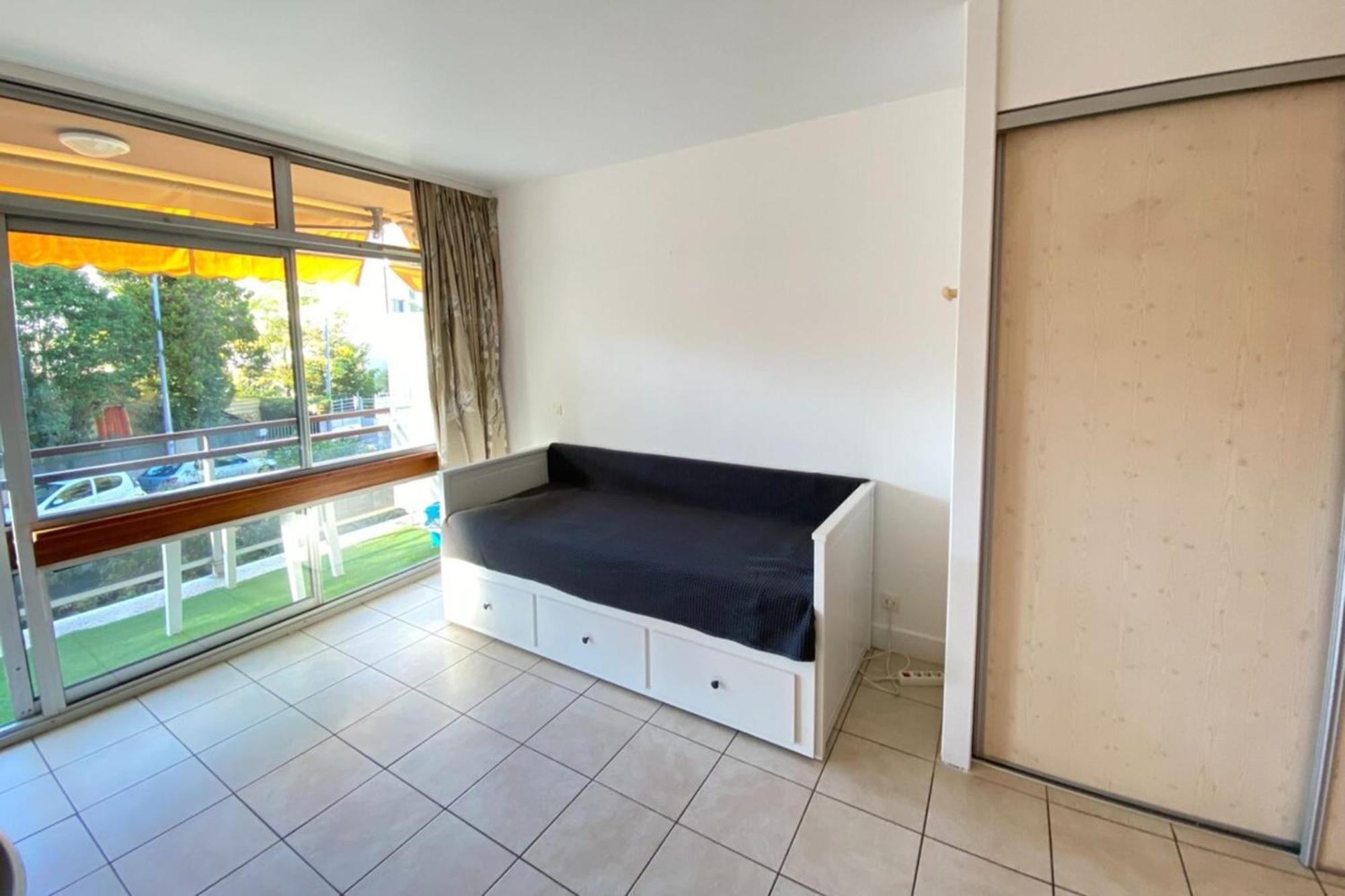 06U - Beautiful Studio In Residence - Swimming Pool And Tennis Court Saint-Laurent-du-Var Extérieur photo