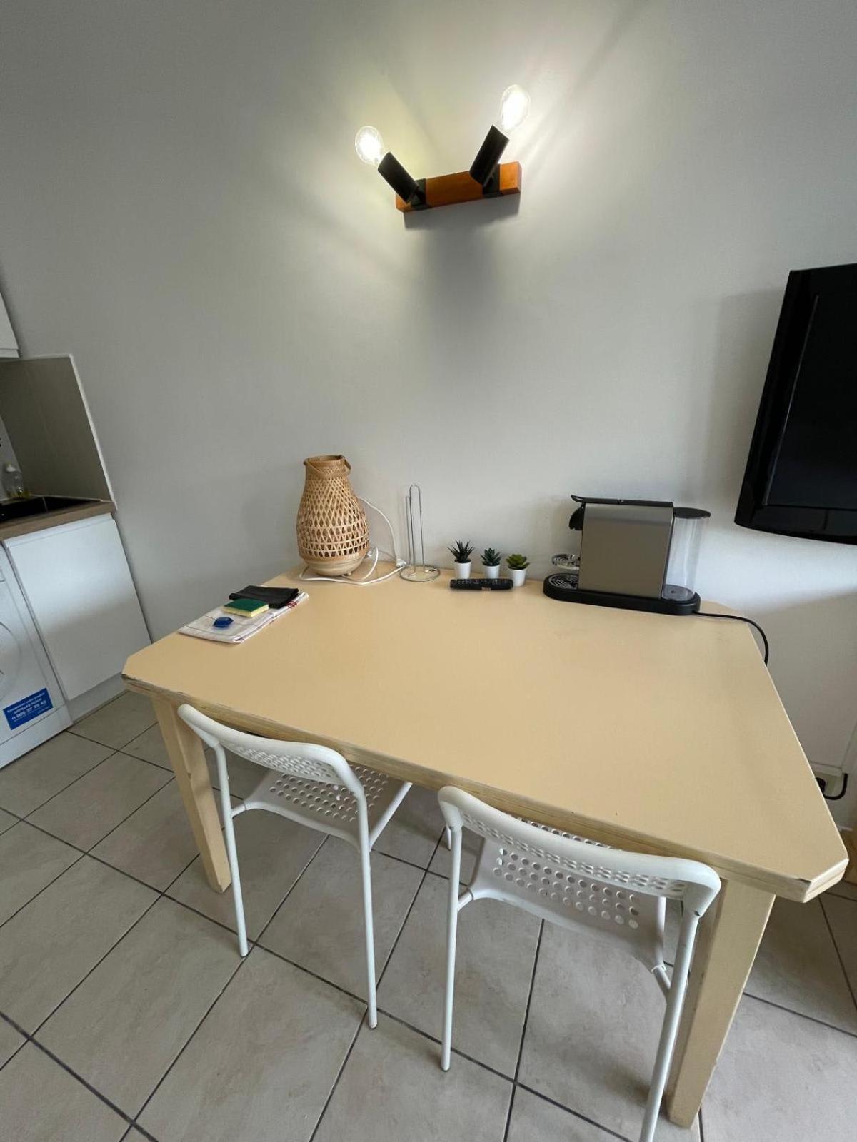 06U - Beautiful Studio In Residence - Swimming Pool And Tennis Court Saint-Laurent-du-Var Extérieur photo